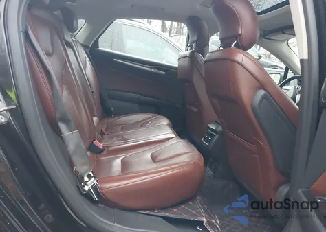 2015 Ford Fusion Hybrid Se z USA, uszkodzony, nr VIN 3FA6P0LU6FR125846